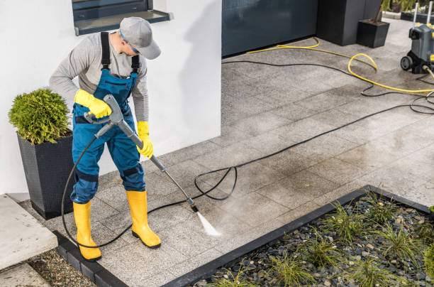 Fence Pressure Washing in Blue Point, NY